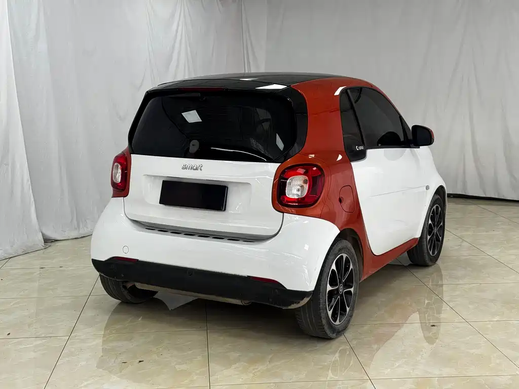 smart Smart Fortwo — миниатюра 6