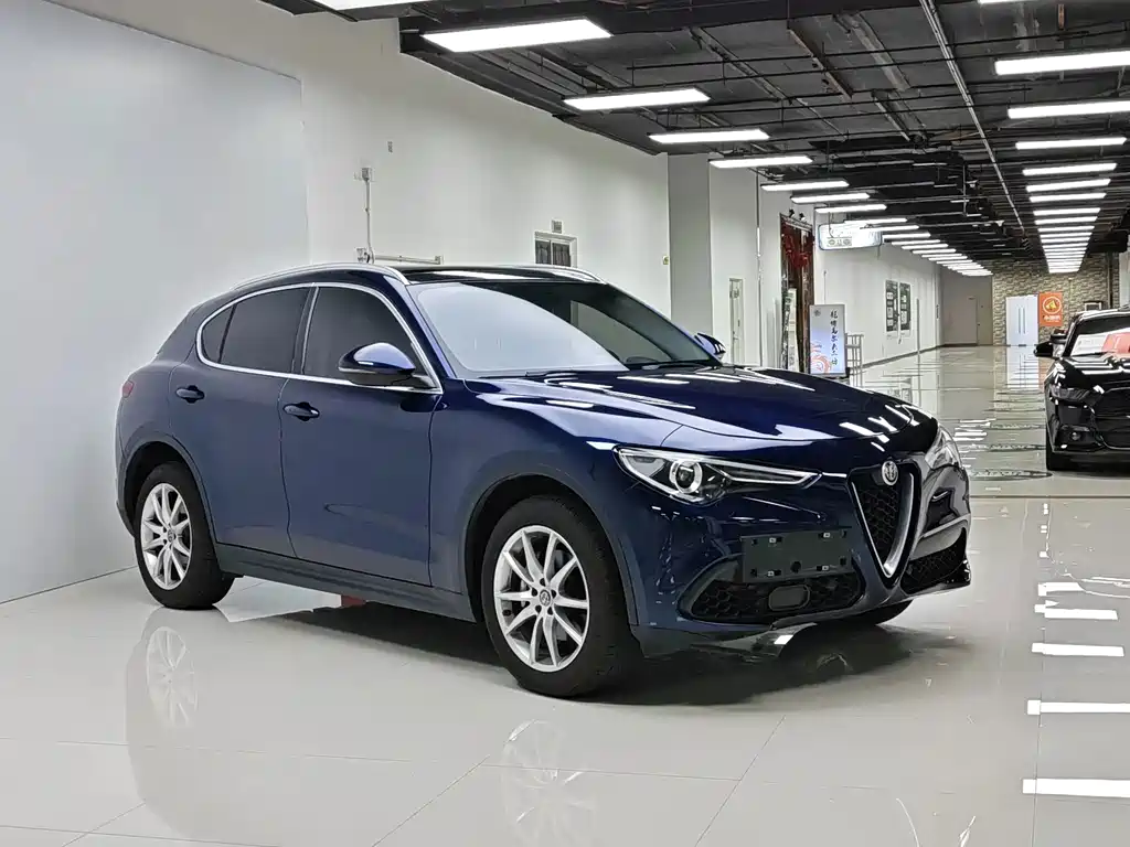 Alfa Romeo Stelvio — миниатюра 3