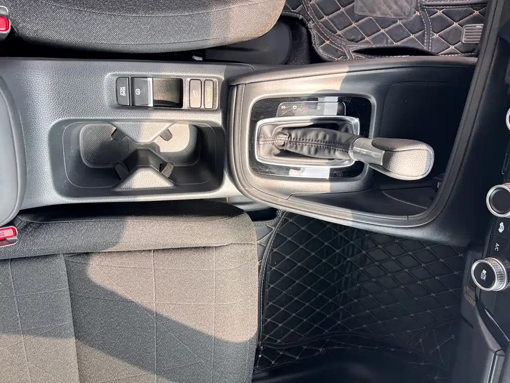 Honda Vezel — миниатюра 16
