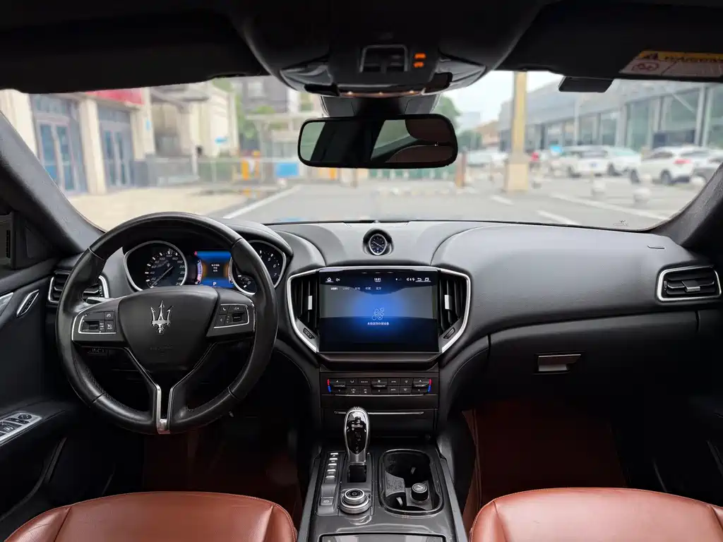 Maserati Ghibli 3.0T Standard Edition, фото 16