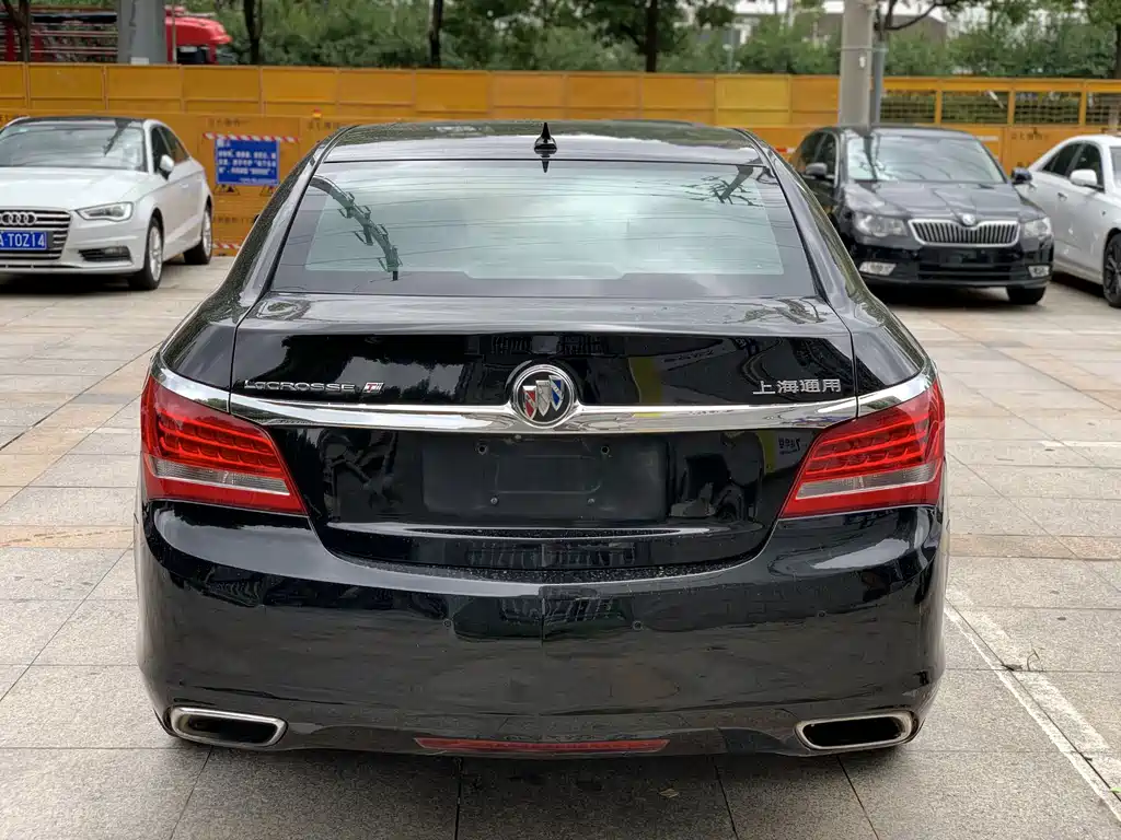 Buick LaCrosse — миниатюра 5