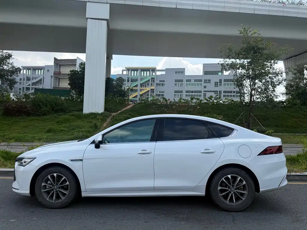 BYD Qin PLUS — миниатюра 7
