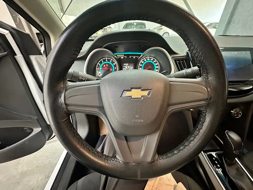 Chevrolet Cavalier — миниатюра 13