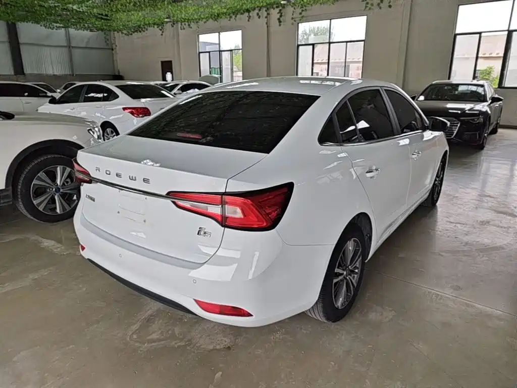 Roewe i5 — миниатюра 7