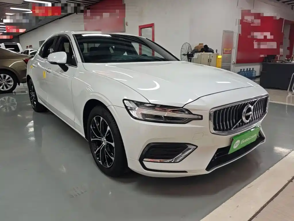 Volvo S60 — миниатюра 4