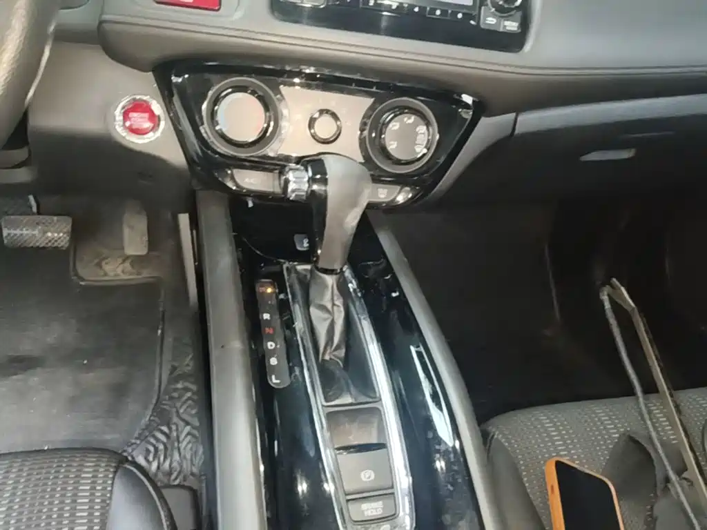 Honda Vezel — миниатюра 14