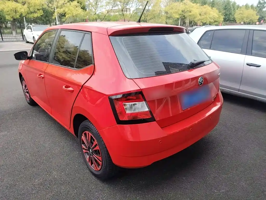 Skoda Fabia — миниатюра 5