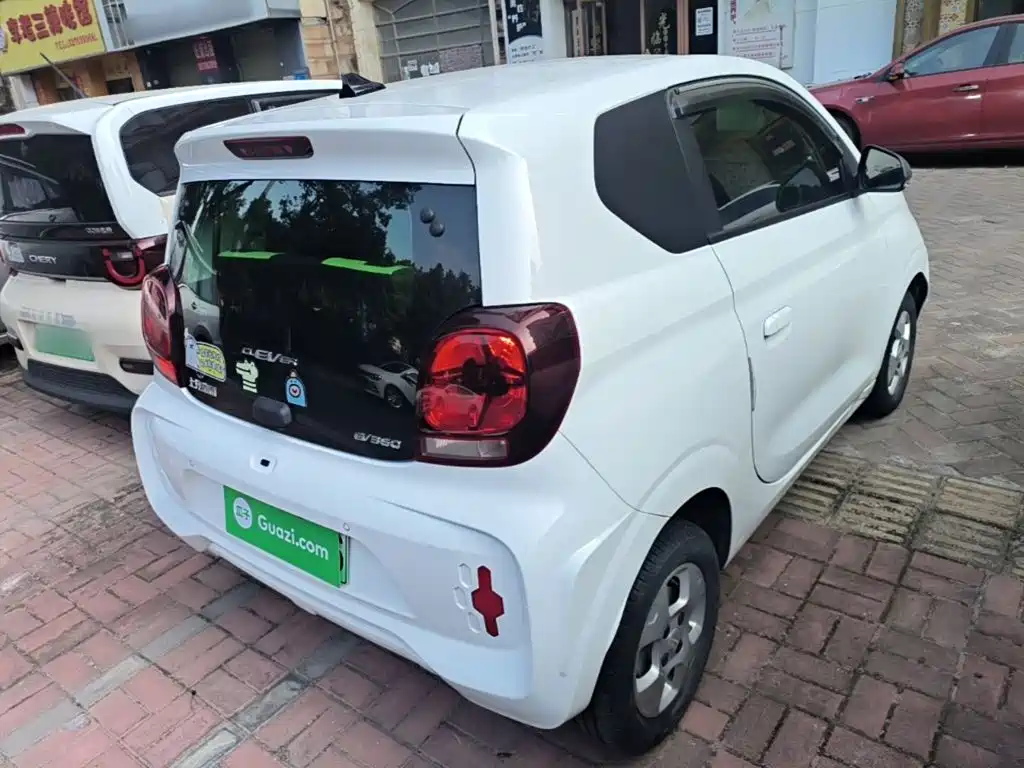 Roewe Clever — миниатюра 7