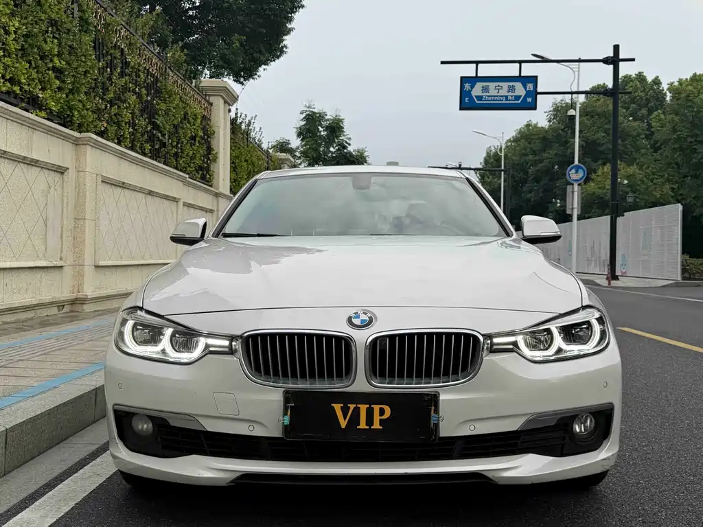 BMW 3 Series — миниатюра 2