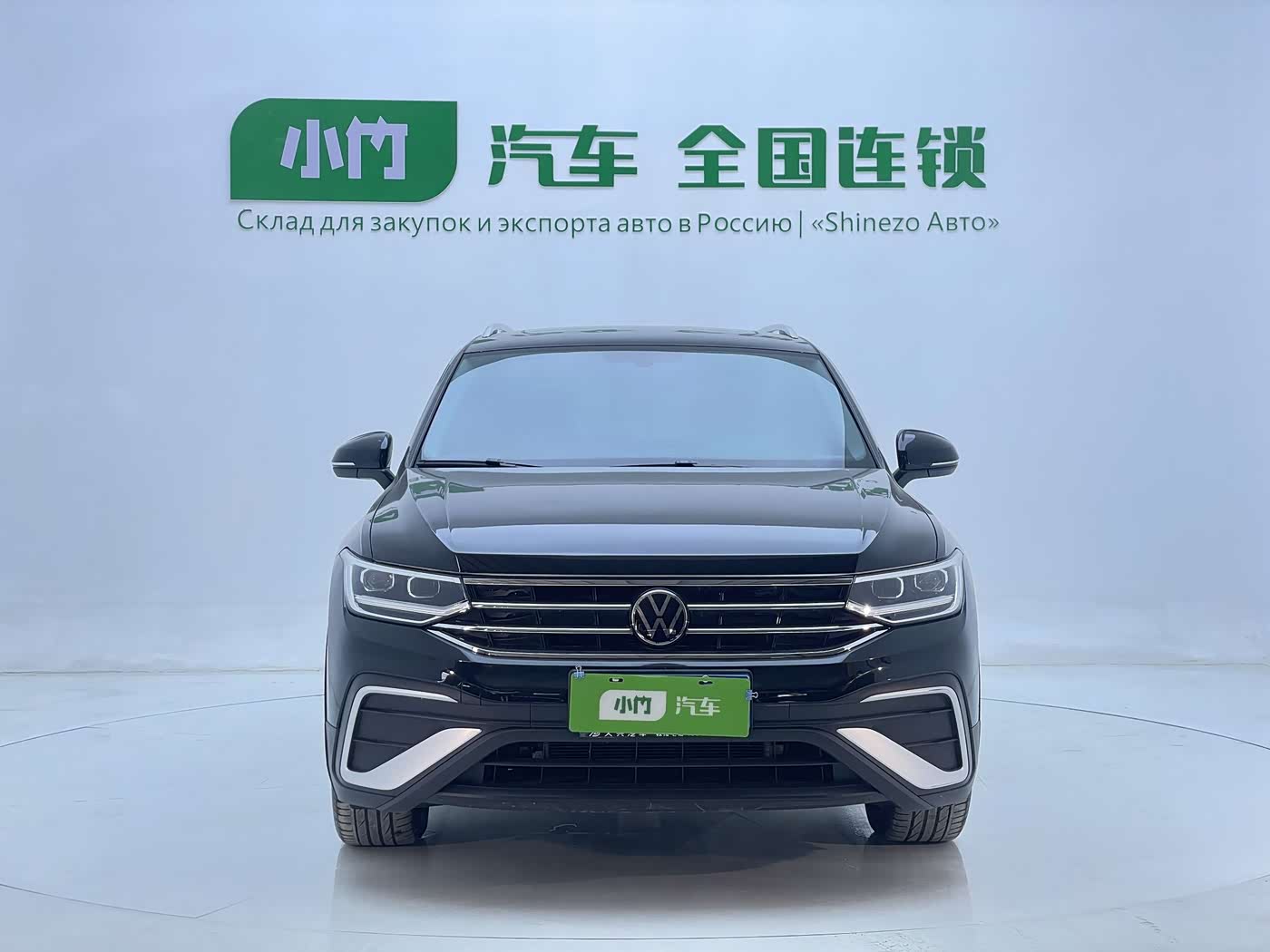 Volkswagen Tiguan L 1.4 л 2023 г. Чёрный, пробег 31000 км
