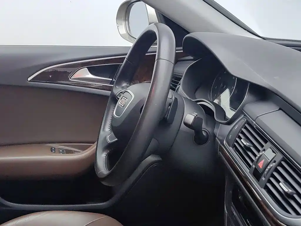 Audi A6L — миниатюра 22