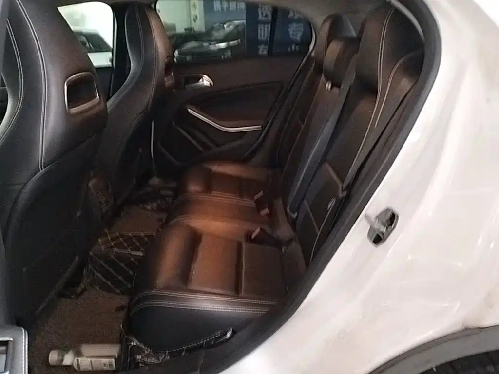 Mercedes-Benz GLA — миниатюра 17