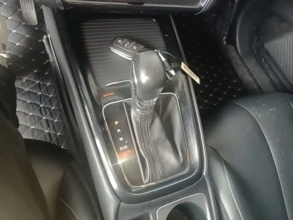 Roewe i5 — миниатюра 14