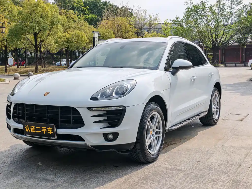 Купить Porsche Macan
