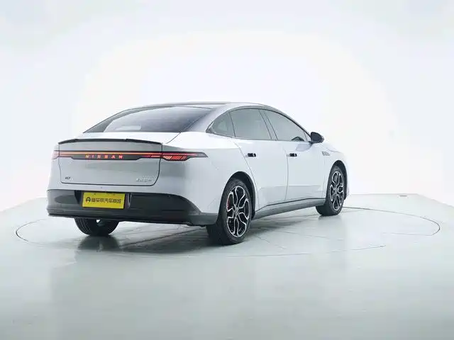 Nissan N7