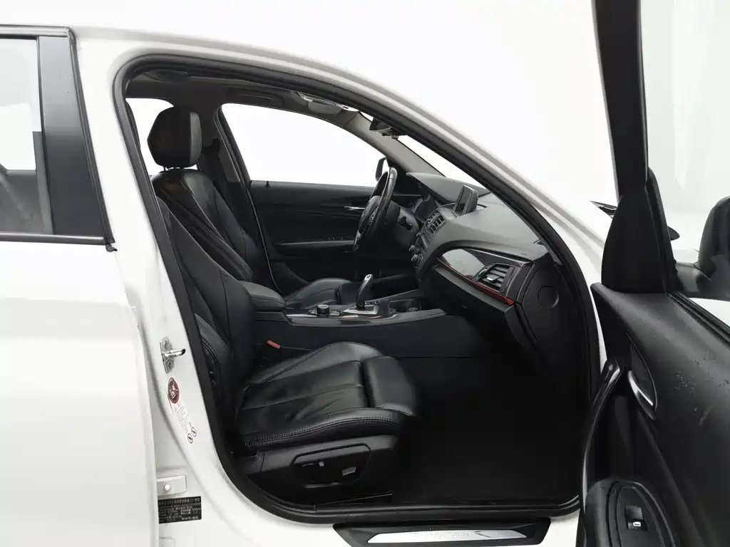 BMW 1 Series (Import) — миниатюра 23
