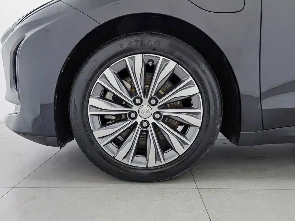 Hongqi Hongqi E-QM5 — миниатюра 17