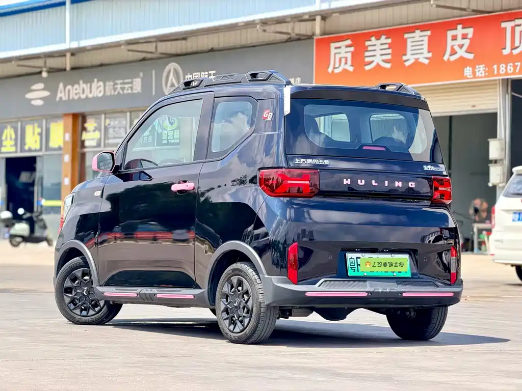 Wuling MINIEV — миниатюра 4