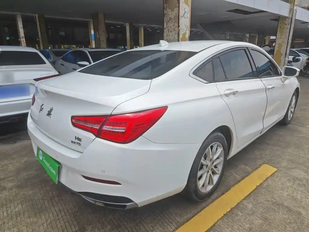 Hongqi Hongqi H5 — миниатюра 7