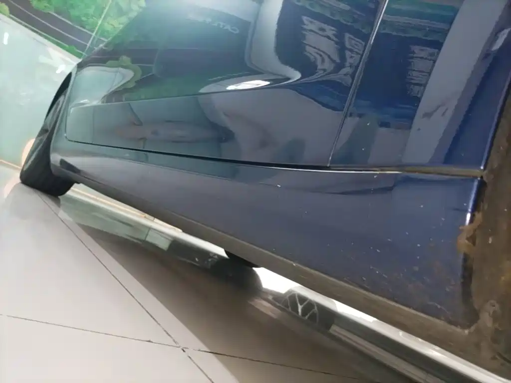 Tesla Model 3 — миниатюра 21