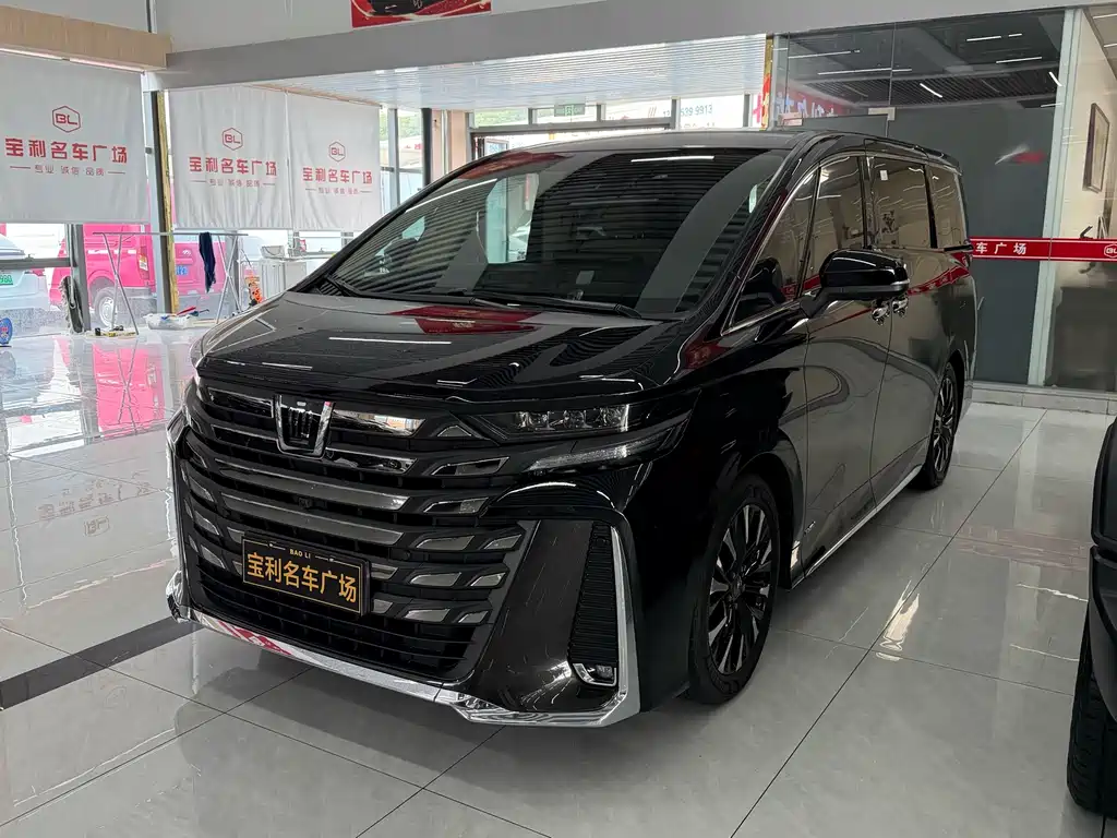 Toyota Vellfire — миниатюра 3