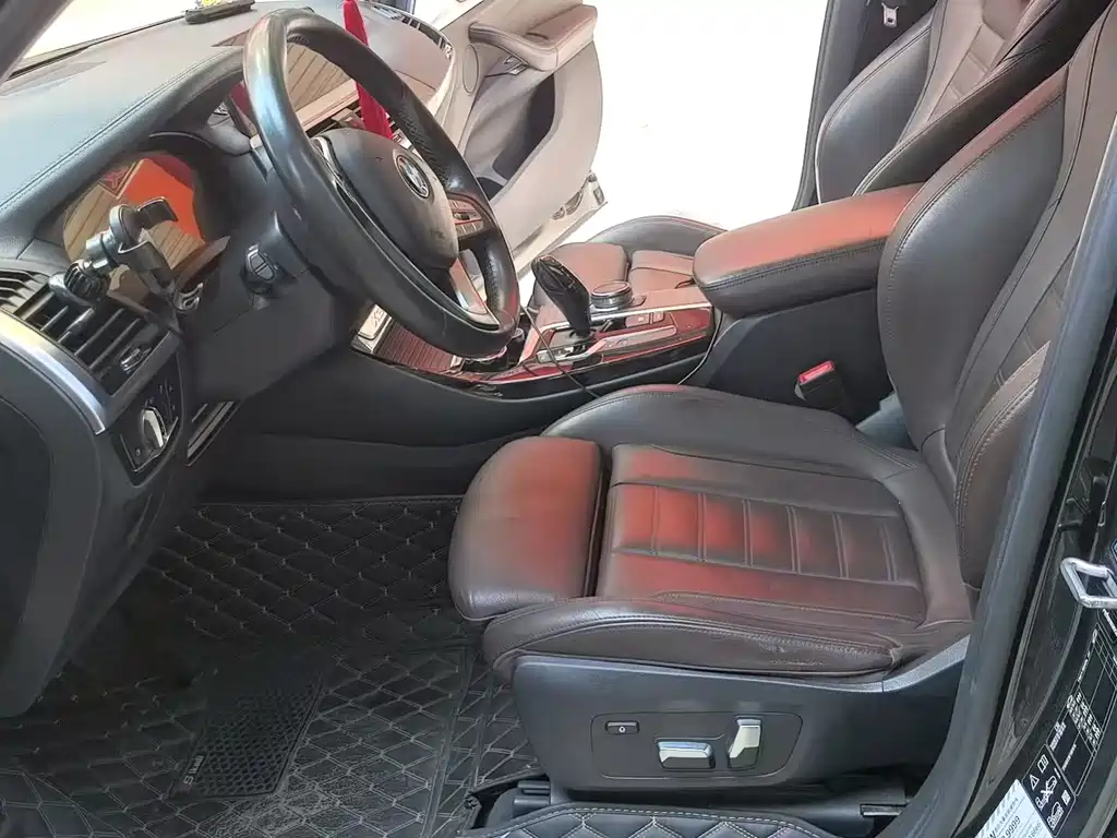 BMW X3 — миниатюра 5