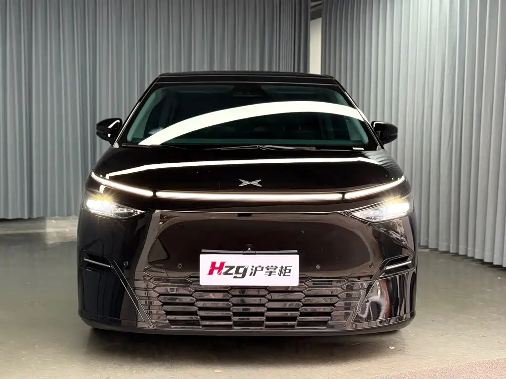 XPeng X9 — миниатюра 3