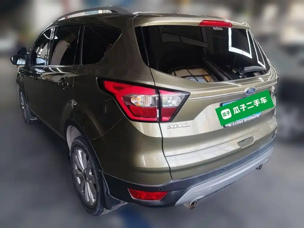 Ford Kuga — миниатюра 7