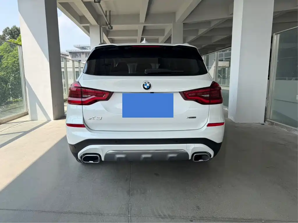 BMW X3 — миниатюра 5