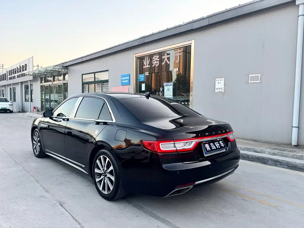 Lincoln Continental — миниатюра 5