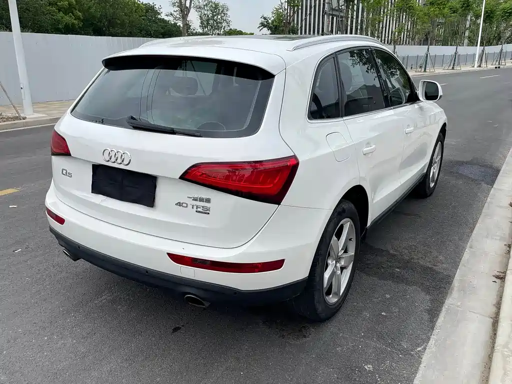 Audi Q5 — миниатюра 5