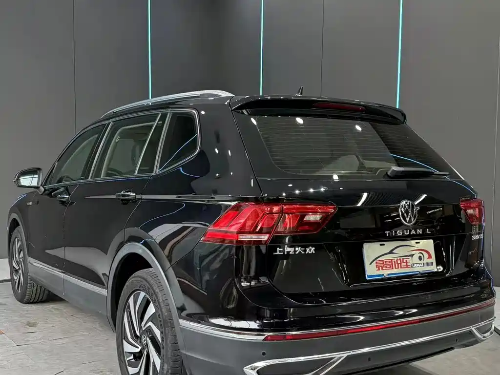 Volkswagen Tiguan L — миниатюра 6