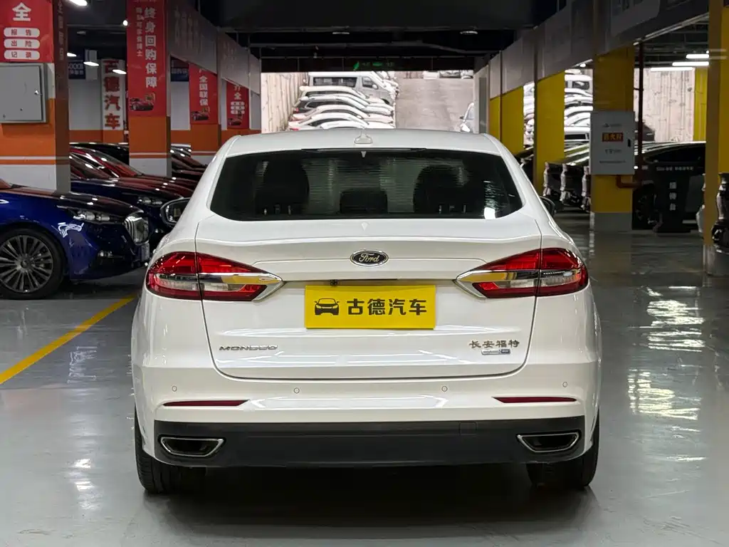 Ford Mondeo — миниатюра 6