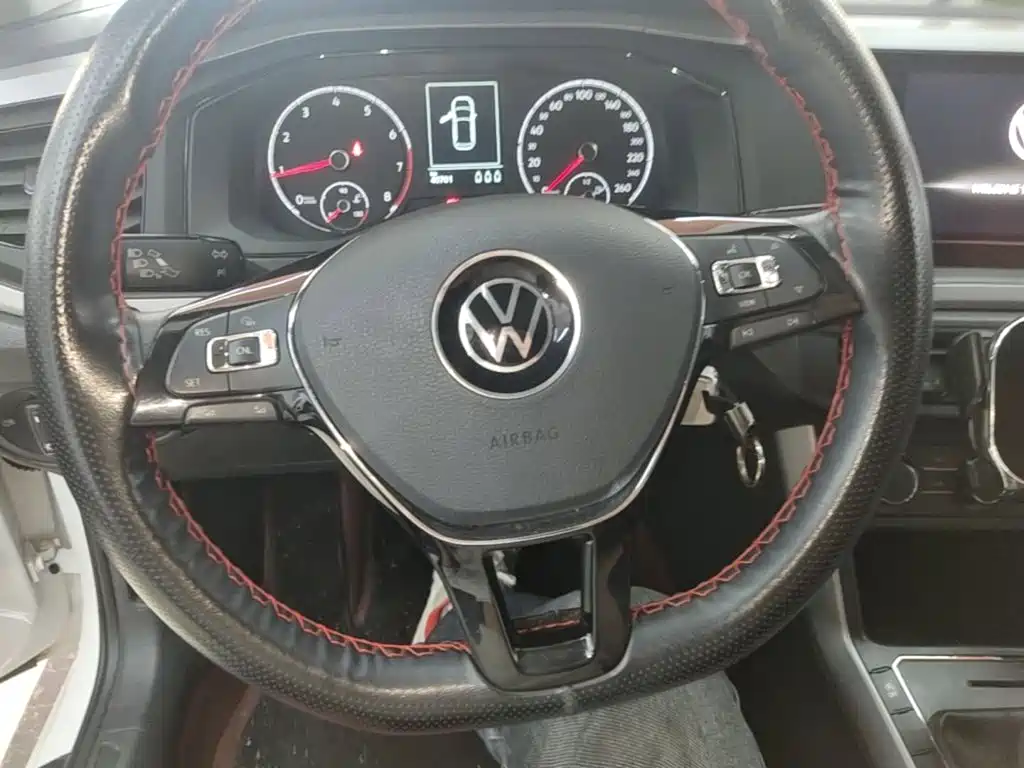 Volkswagen Polo — миниатюра 11