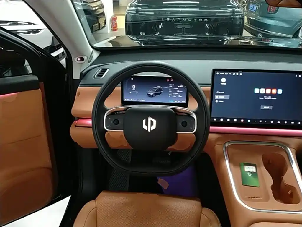 Leapmotor Leapmotor C16 — миниатюра 11