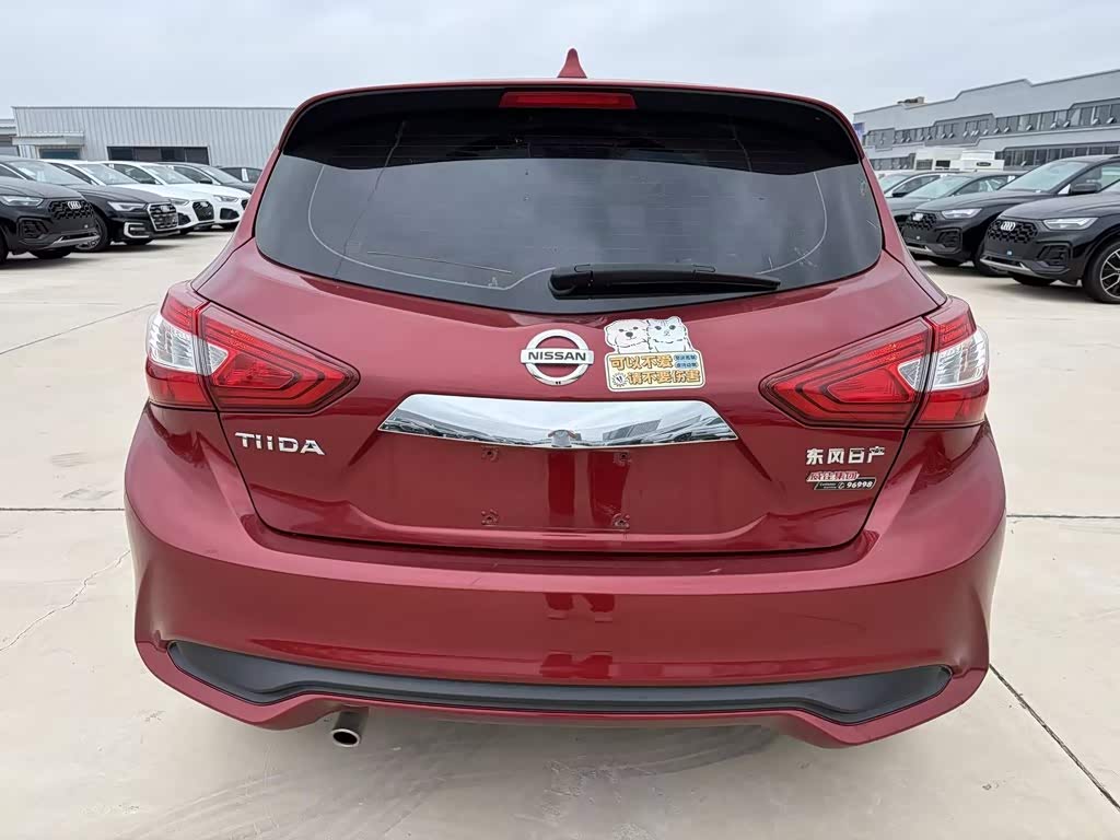 Nissan Tiida 1.6 л 2021 г. красный/фиолетовый, пробег 38000 км
