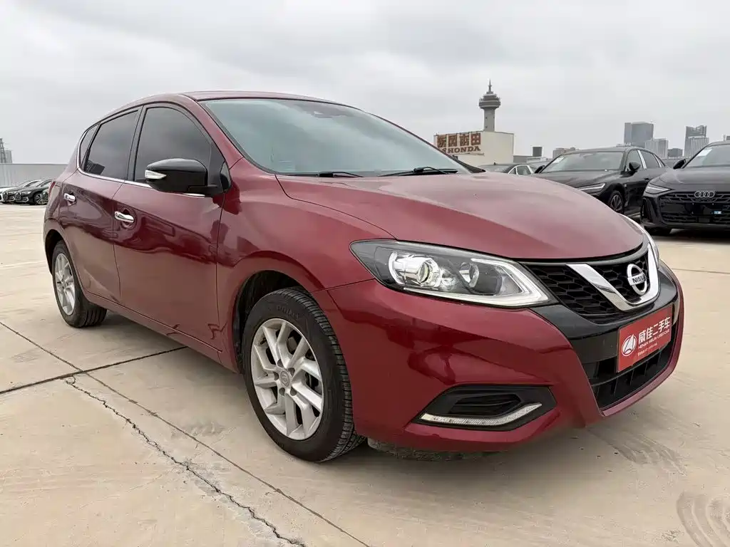 Nissan Tiida — миниатюра 3