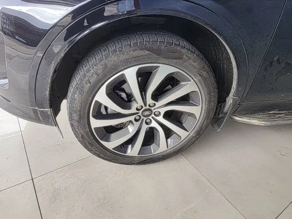 Land Rover Discovery Sport Hybrid — миниатюра 23