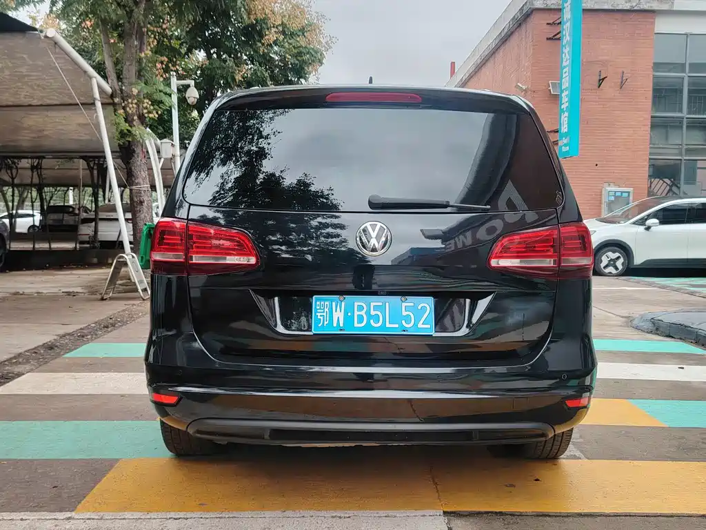 Volkswagen Sharan — миниатюра 18