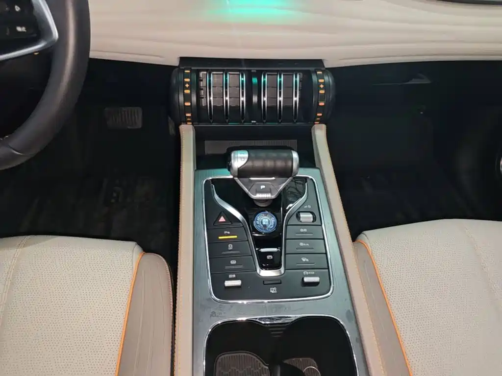BYD Yuan Plus — миниатюра 14