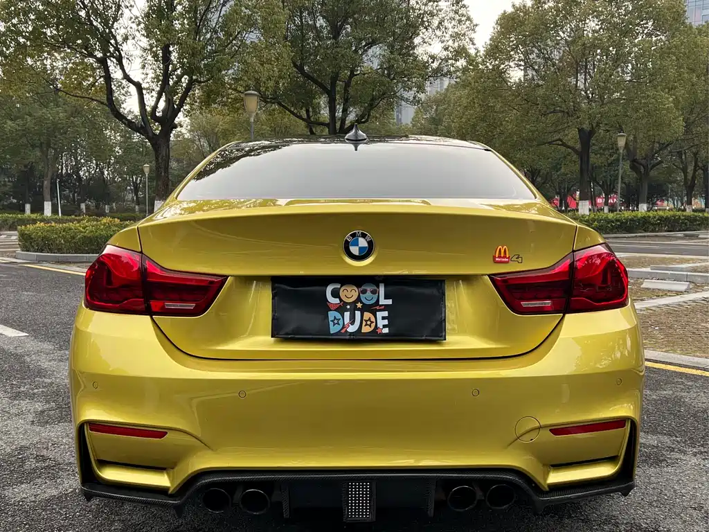 BMW M4
