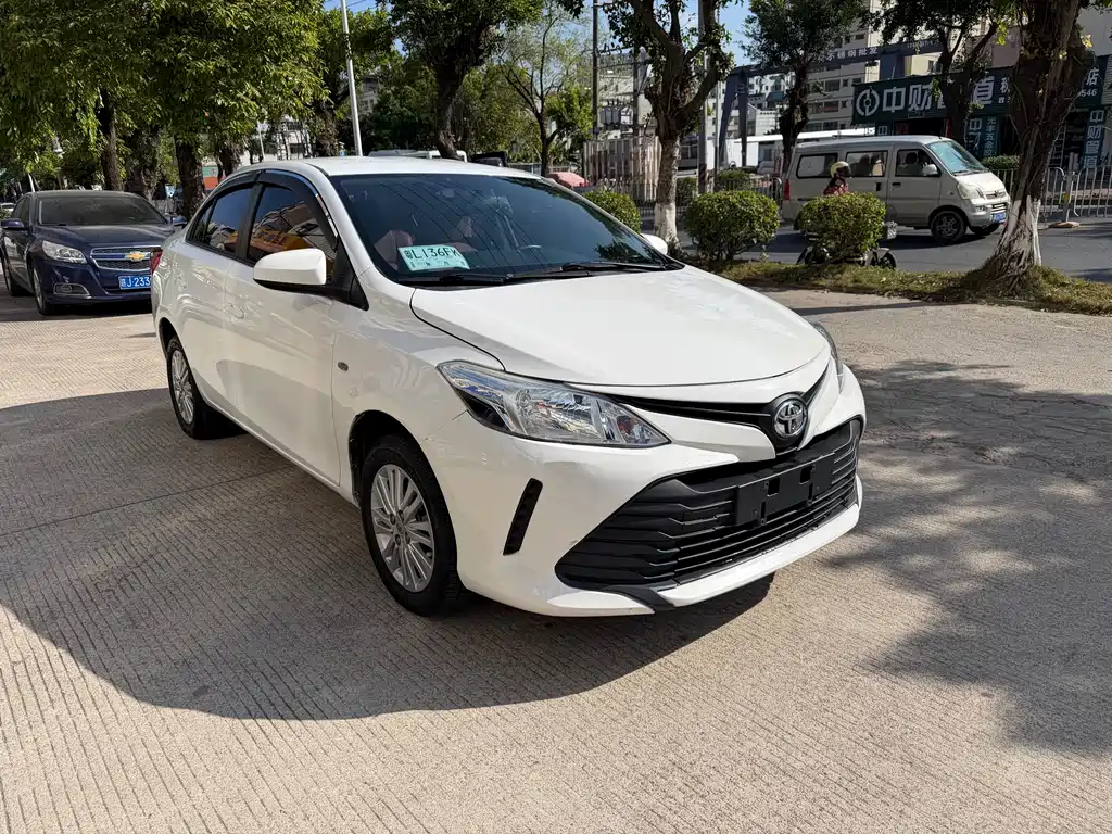 TOYOTA VIOS
