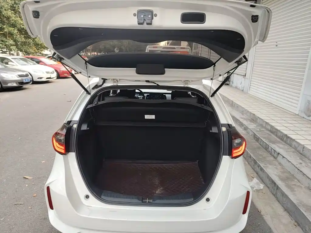Honda Fit — миниатюра 19