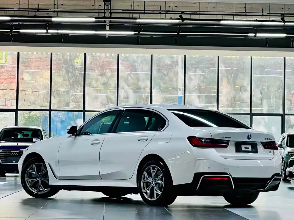 BMW i3 — миниатюра 3