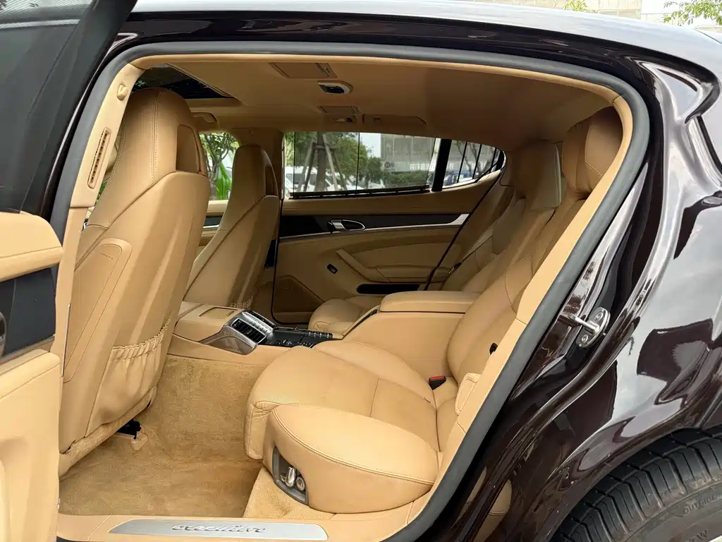Porsche Panamera — миниатюра 17
