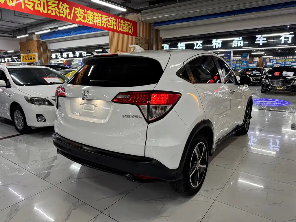 Honda Vezel — миниатюра 8