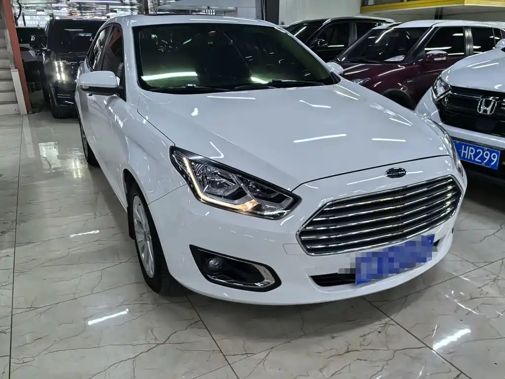 Ford Escort — миниатюра 3