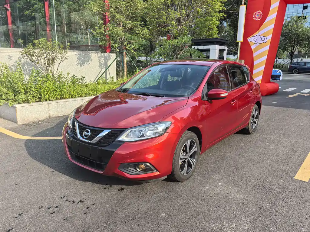 Nissan Tiida