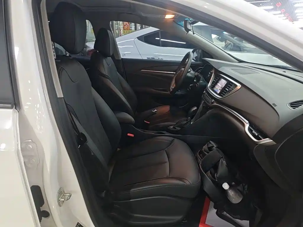 Buick Excelle — миниатюра 25