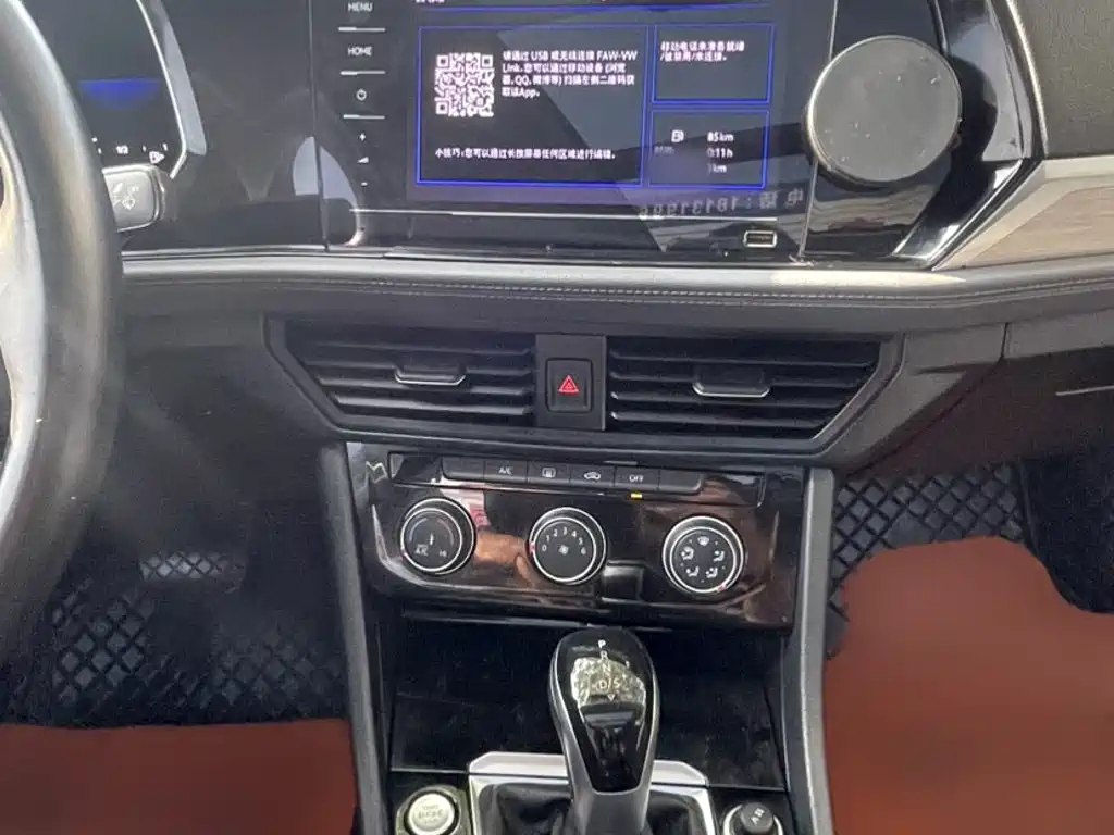 Volkswagen Sagitar — миниатюра 18